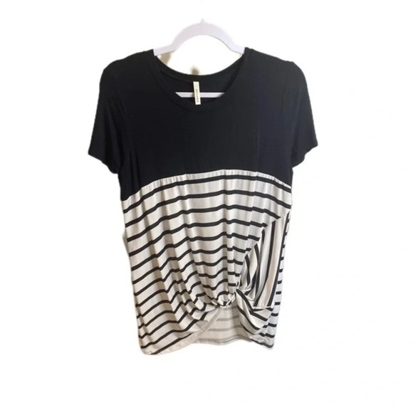 Women’s Small Black Stripe Tie Front Blouse - Picture 2 of 6